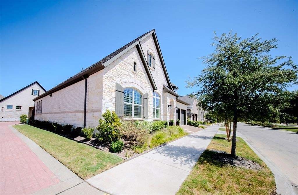 House in Arlington, Texas, United States 2 - 18727764