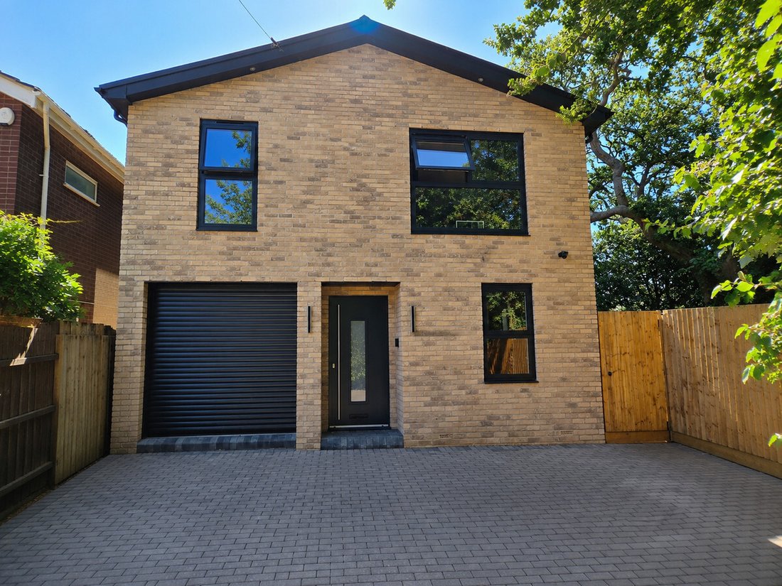 Haus in Highcliffe, England 4 - 18723928