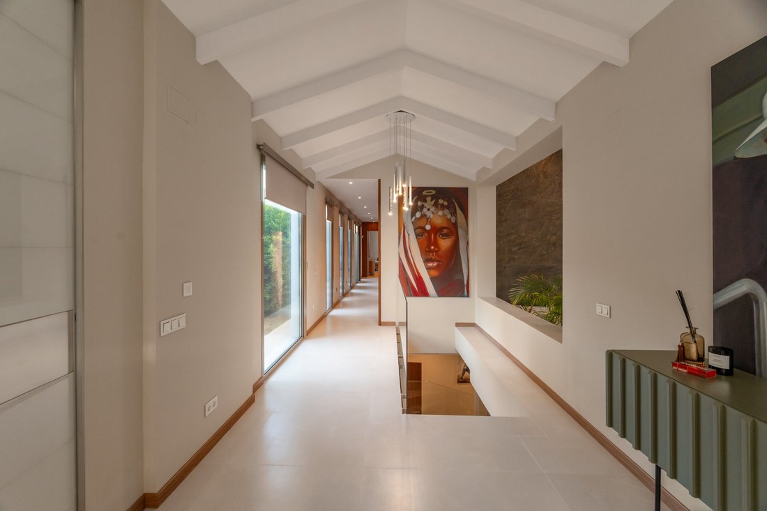 Villa in Guadalmina Baja, San Pedro de Alcantara, Spain 2 - 18707006