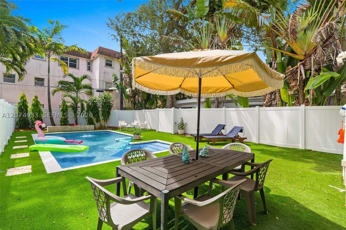 Maison de ville à Fort Lauderdale, Floride, États-Unis 1 - 18727079
