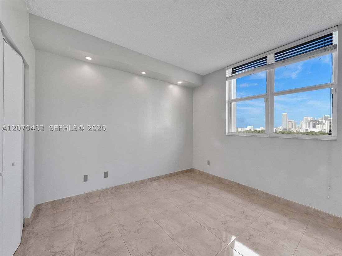 Appartement à Miami, Floride, États-Unis 5 - 18727073
