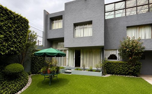 House in Santa Catarina Yecahuitzotl, Mexico City, Mexico 1