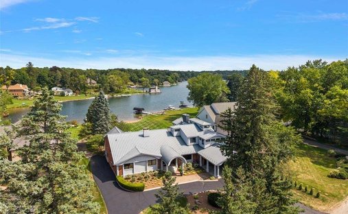 Casa a Lake Angelus, Michigan, Stati Uniti 1