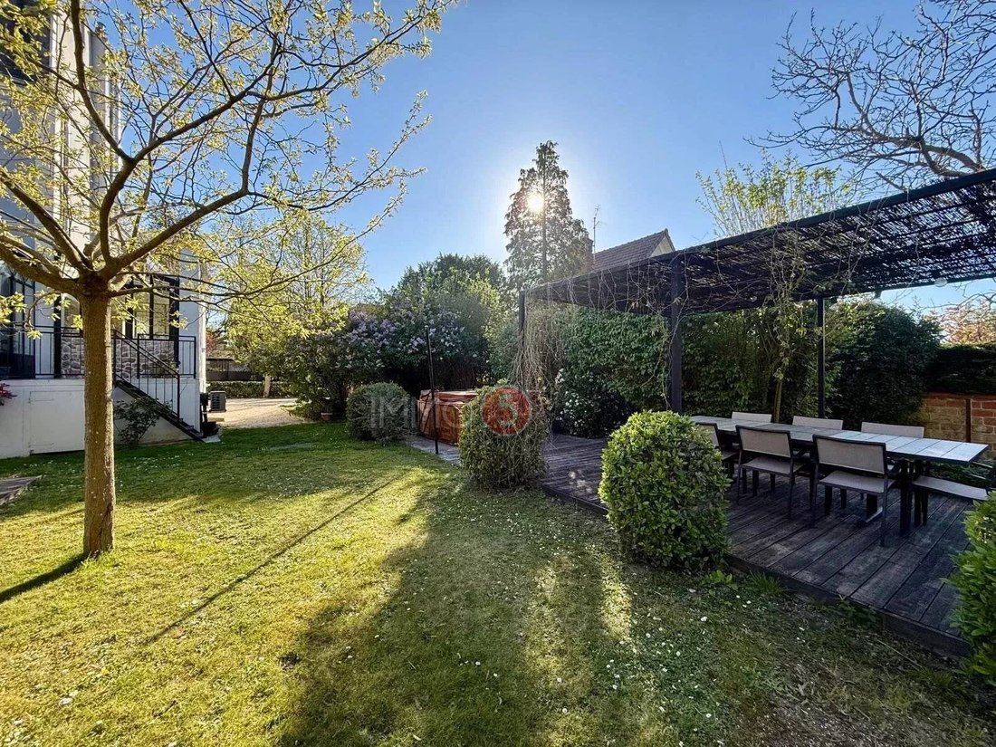 Maison à Thiers, Le Raincy, France 3 - 17228663