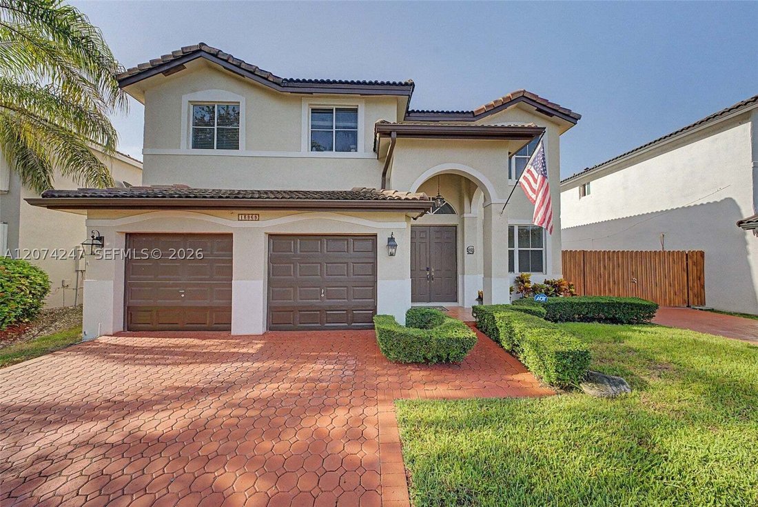 House in Miami, Florida, United States 1 - 18727072