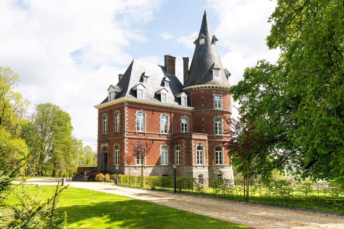 Villa a Marchin, Vallonia, Belgio 1 - 18721605