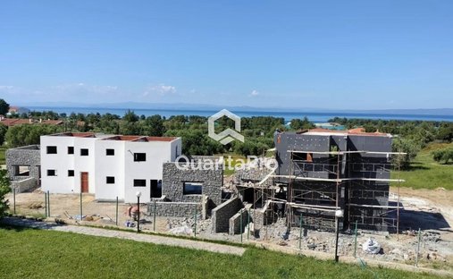 Villa in Pallini Municipal Unit, Macedonia and Thrace, Greece 1