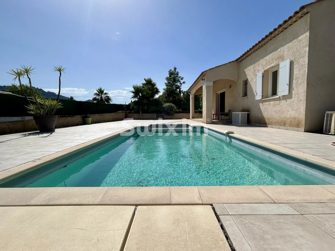 House in Partie Sud-Collet-Redon-Vauses-Testavins, Le Muy, France 1 - 18721026