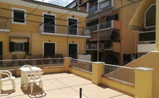 Tenuta in Northern Corfu, Peloponnese, Western Greece and the Ionian, Grecia 1
