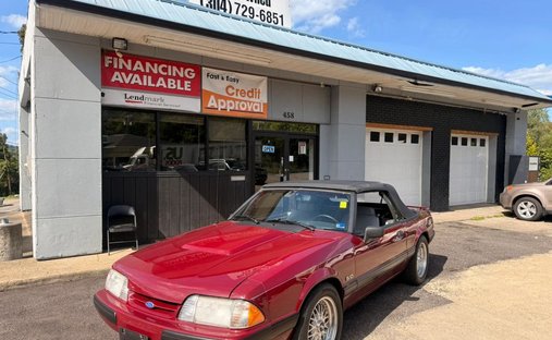 1988 Ford Mustang LX 2D Convertible in Marmet, WV, United States 1