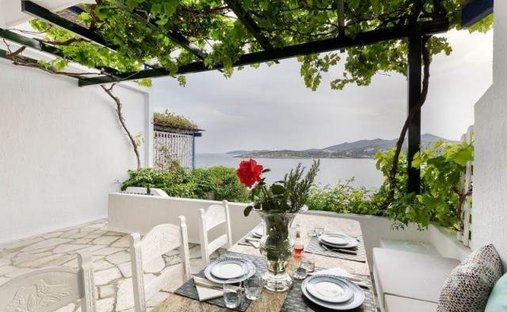 Domaine à Lavreotiki, Attique, Grèce 1