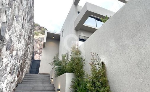 House in Lo Barnechea, Santiago Metropolitan Region, Chile 1