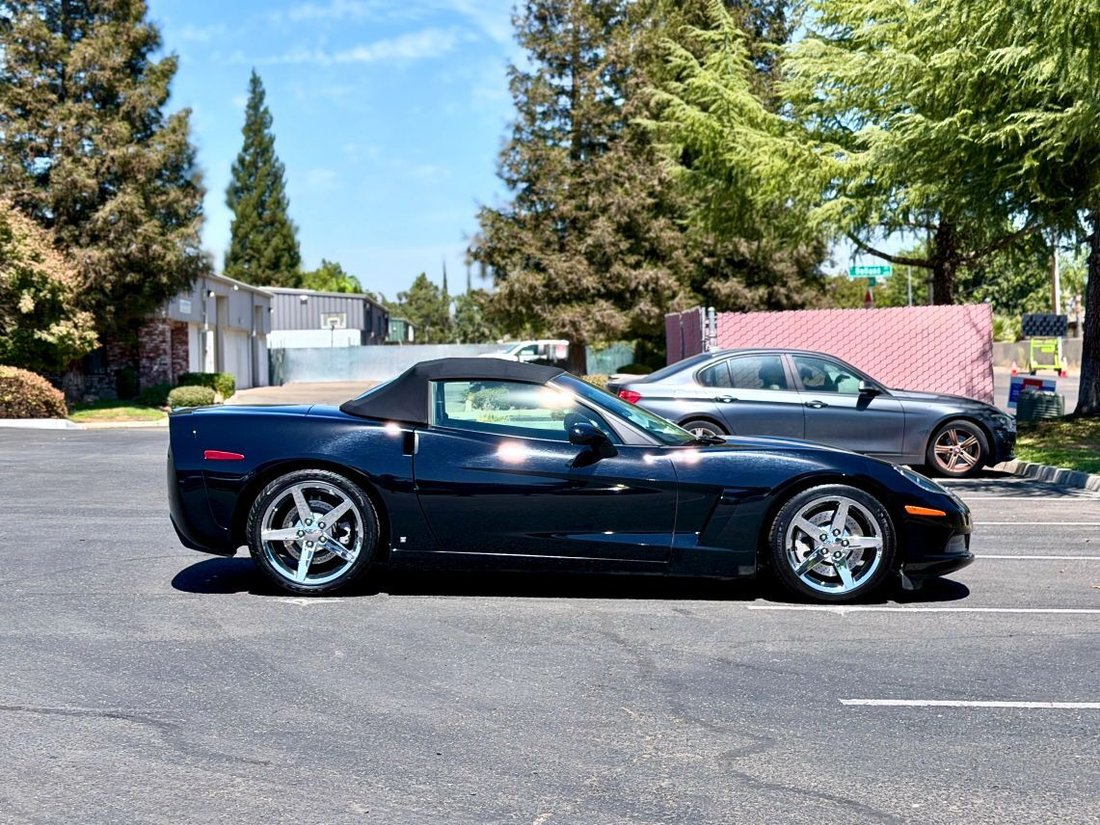 Cabriolet in Fresno, CA, United States 2 - 18721278