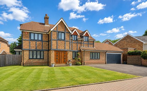 Haus in Banstead, Reigate and Banstead, England 1