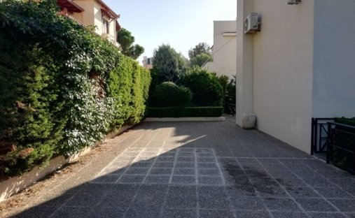 Anwesen in South Athens, Attika, Griechenland 1