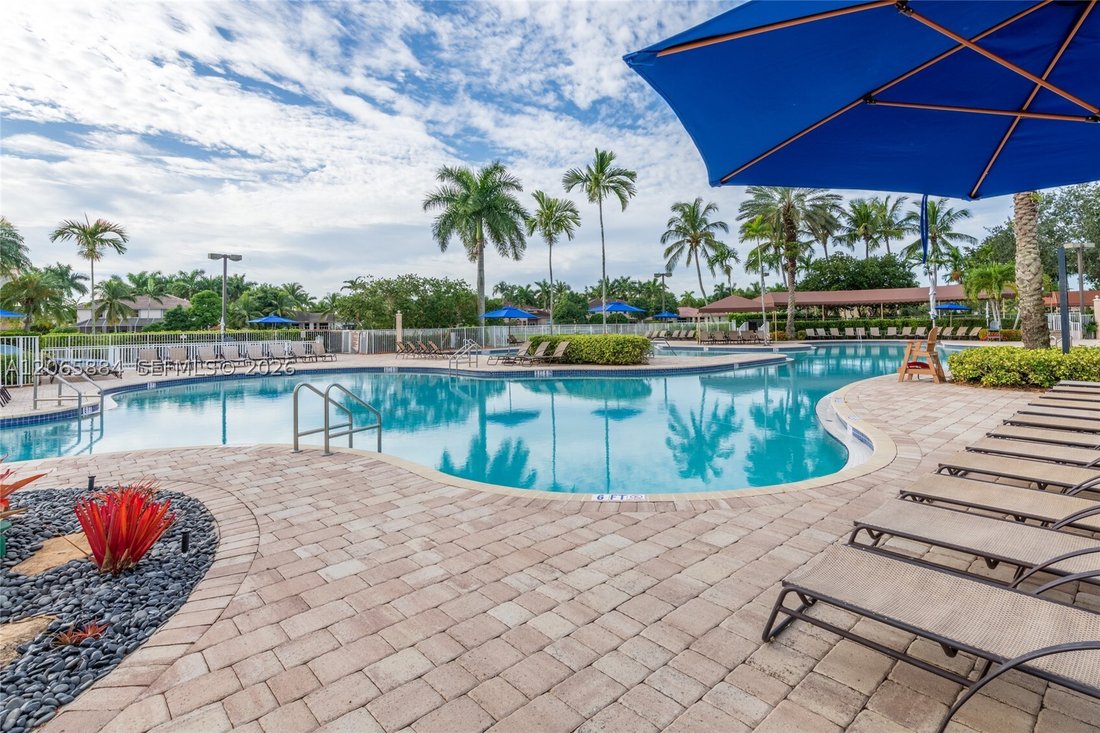 House in Weston, Florida, United States 4 - 18727048