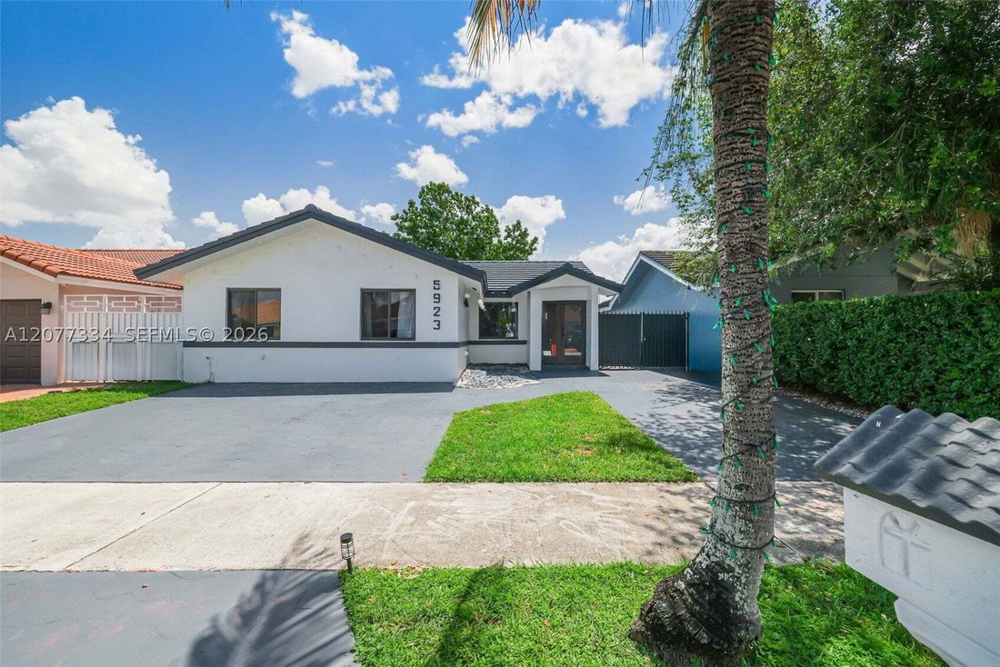 House in Miami, Florida, United States 1 - 18722029