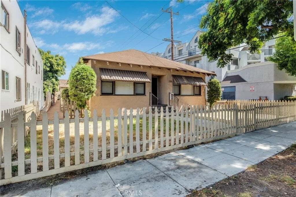 Casa en Signal Hill, California, Estados Unidos 4 - 18727330