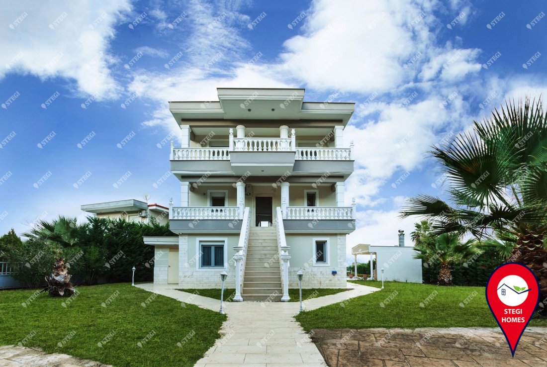 Villa in Pallini Municipal Unit, Macedonia and Thrace, Greece 1 - 18725498
