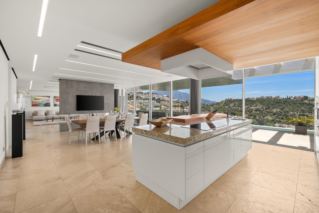 Villa in Benahavís, Andalusien, Spanien 3 - 18720803