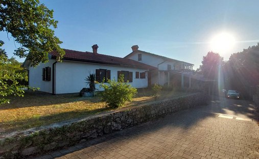 House in Šmarje pri Sežani, Sežana, Slovenia 1