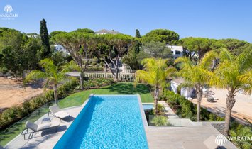 Villa in Vale do Lobo, Almancil, Portugal 1