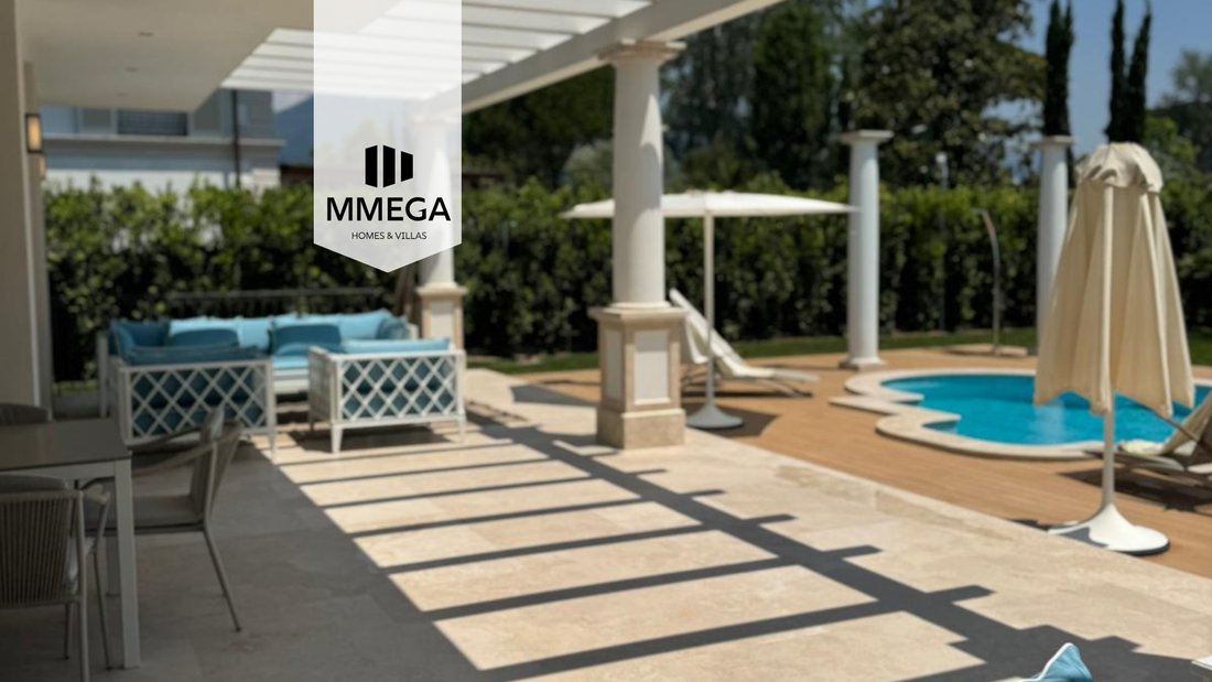 Villa in Roma Imperiale, Forte dei Marmi, Tuscany 2 - 18721656