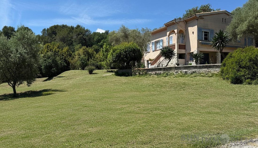 House in Plan de Noves, Vence, France 2 - 18729330