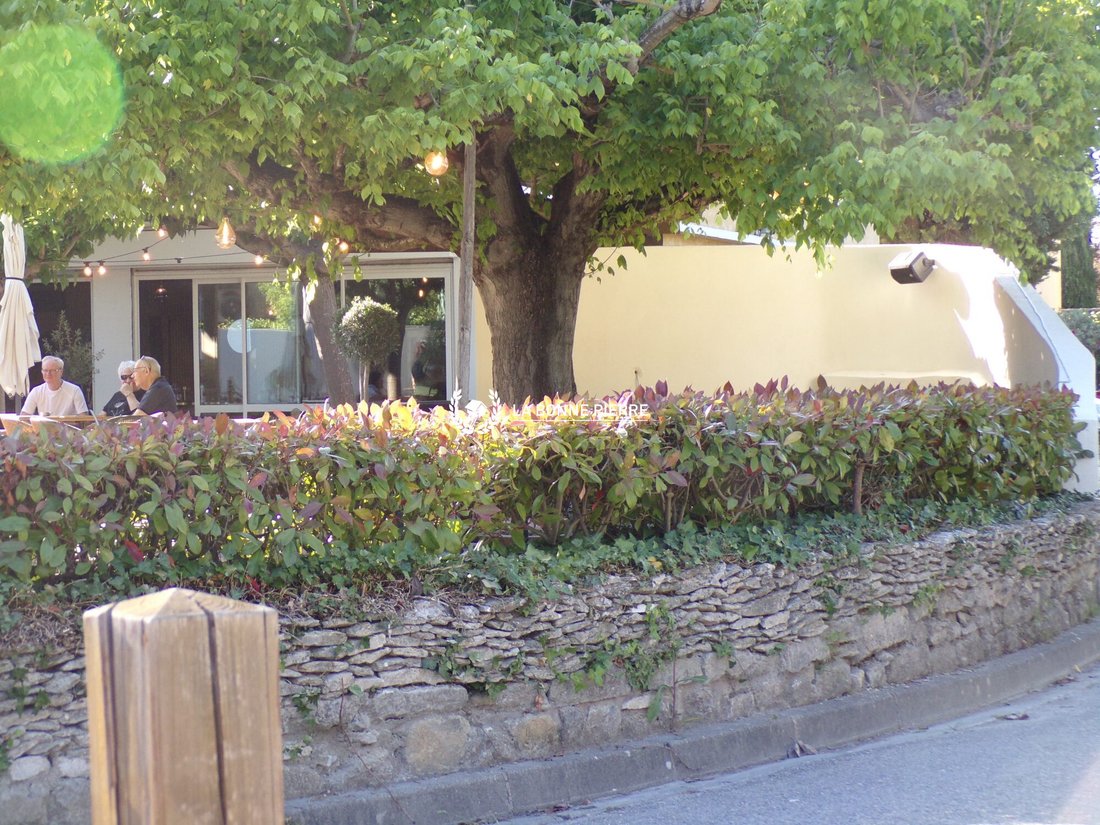 Nevons-route d'Apt, L'Isle-sur-la-Sorgue, France 3 - 18729320