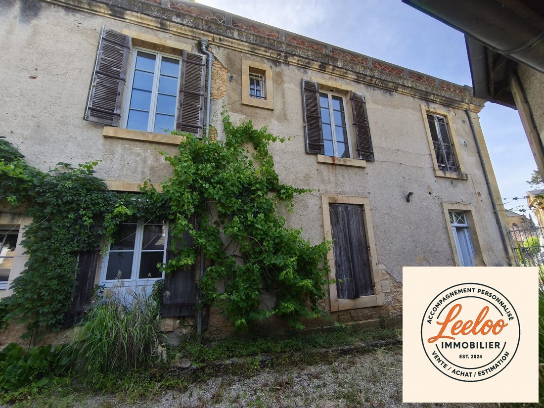 Casa a Sarlat-la-Canéda, Nuova Aquitania, Francia 2 - 18729253