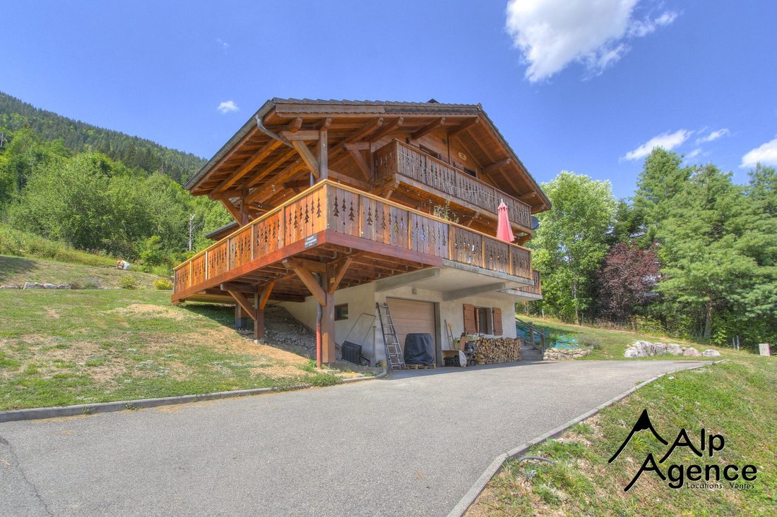 Chalet in Seytroux, Auvergne-Rhône-Alpes, France 1 - 18496195