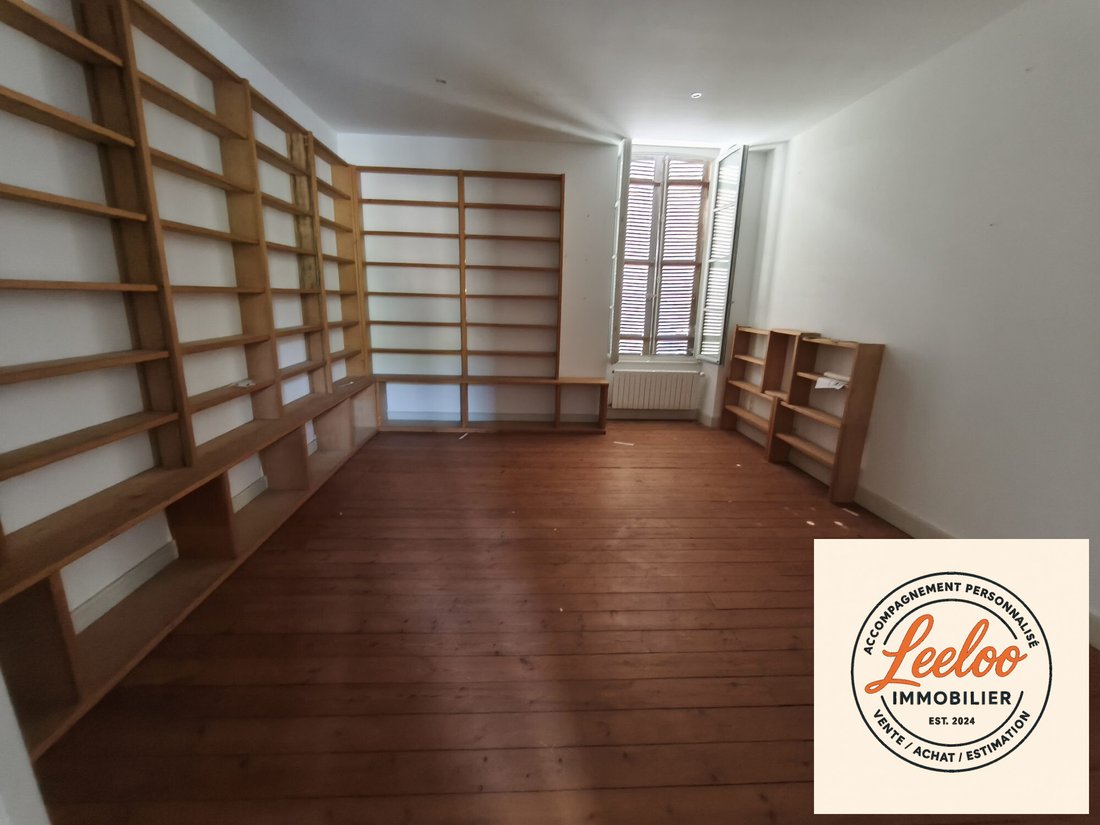 Casa a Sarlat-la-Canéda, Nuova Aquitania, Francia 4 - 18729253