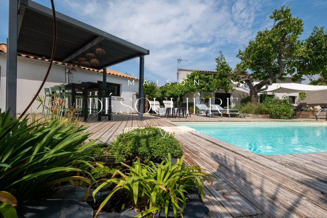 House in France 2 - 18729352