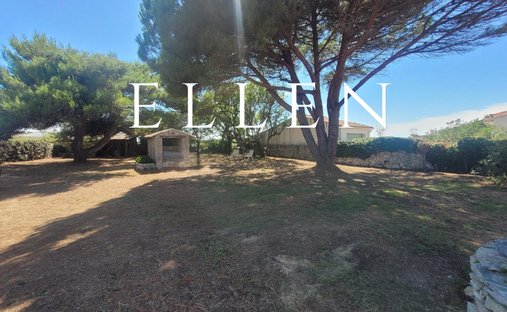 Land in Sainte-Marie-de-Ré, Neu-Aquitanien, Frankreich 1
