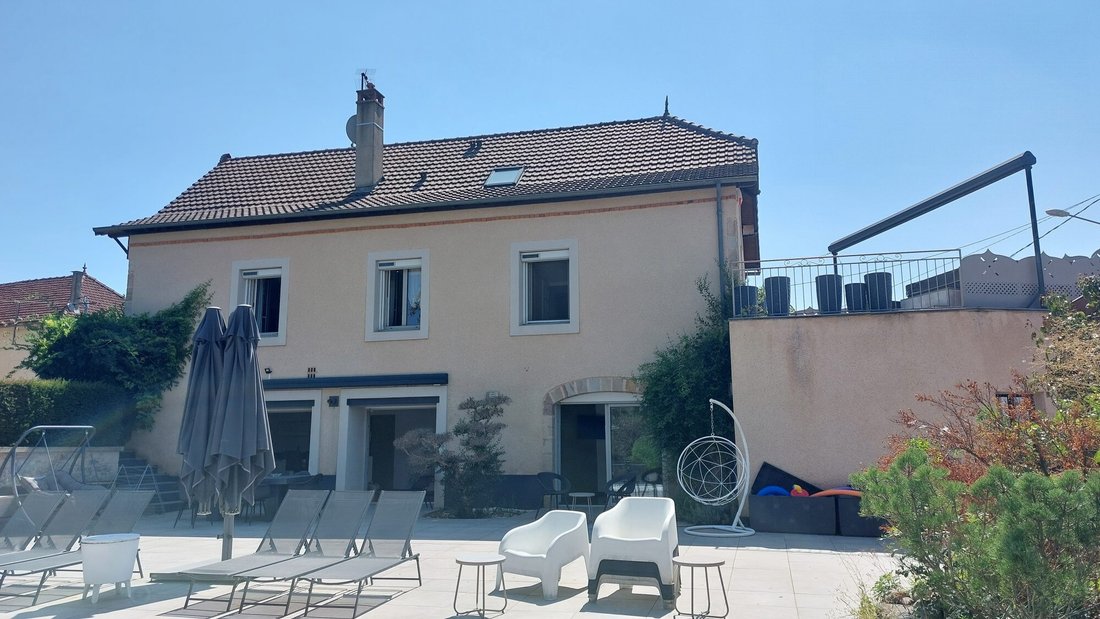 Villa in Lacapelle-Marival, Occitania, France 2 - 18729347