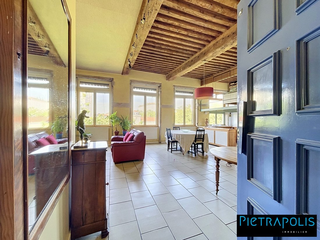 Appartement à Croix Rousse-Gros Caillou, Lyon 4e Arrondissement, Lyon 1 - 18729268