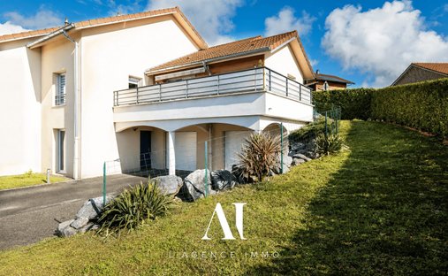 Maison à Cessy, Auvergne-Rhône-Alpes, France 1