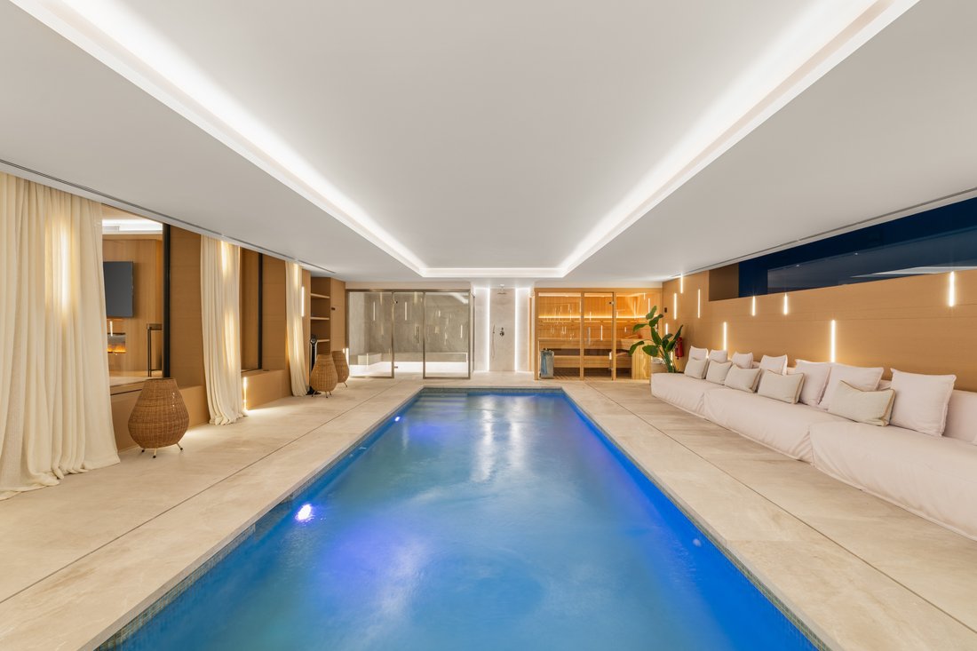 Villa à Marbella, Andalousie, Espagne 2 - 18730174