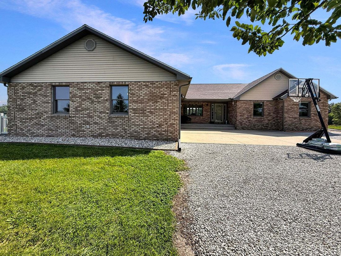 House in Penfield, Illinois, United States 2 - 18730083