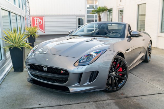 Cabriolet in Bellevue, WA, United States 3 - 18731063