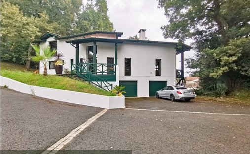 Haus in Saint-Pierre-d'Irube, Neu-Aquitanien, Frankreich 1