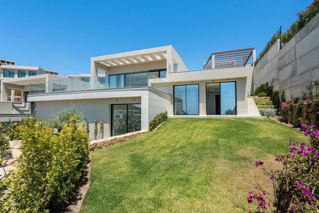 Villa in El Paraíso, Benahavis, Spain 4 - 18731055