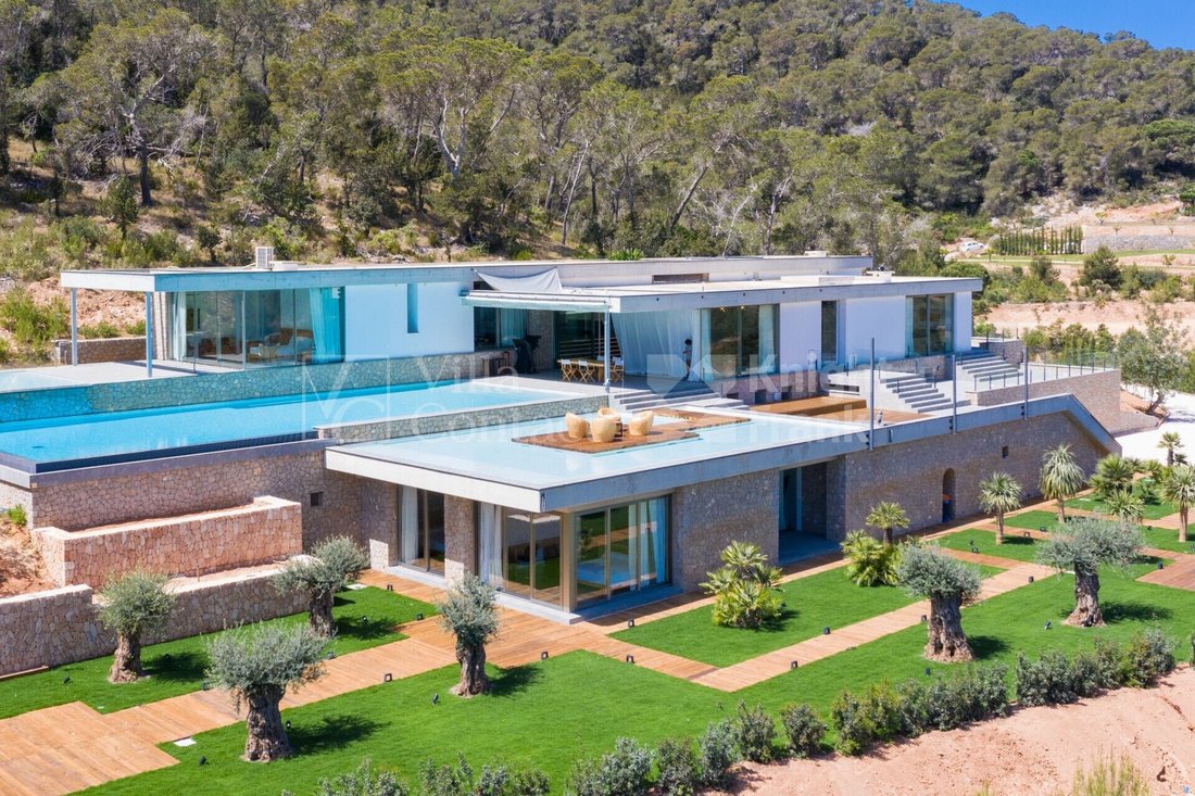 Villa à Santa Eulària des Riu, Îles Baléares, Espagne 2 - 18731141