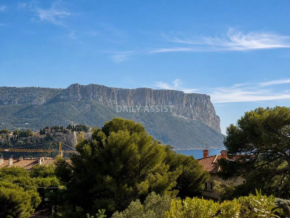Wohnung in Cassis, Provence-Alpes-Côte d'Azur, Frankreich 1 - 17713816