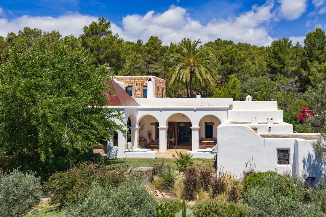 Finca à Santa Eulària des Riu, Îles Baléares, Espagne 1 - 18731127