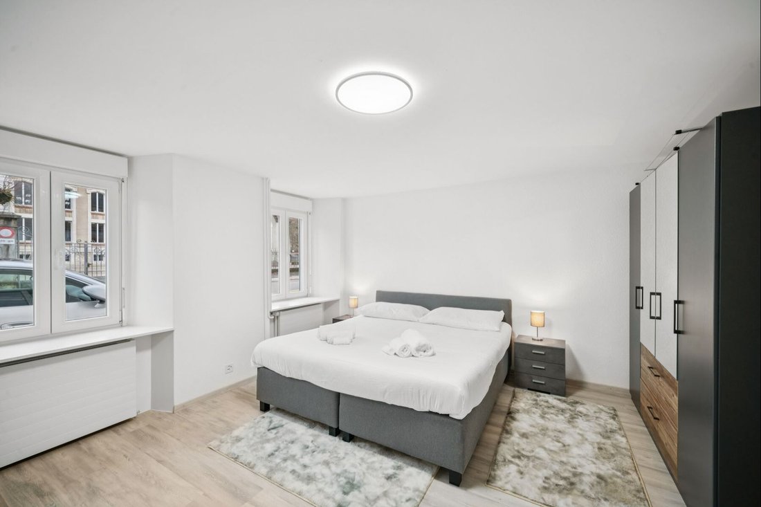 Casa a Val-de-Travers, Neuchâtel, Svizzera 4 - 18730592