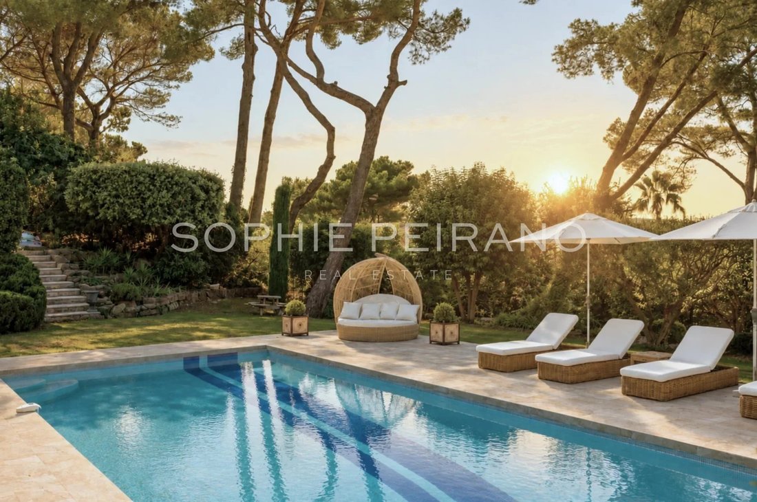 Villa a Mougins, Provenza-Alpi-Costa Azzurra, Francia 2 - 15562794