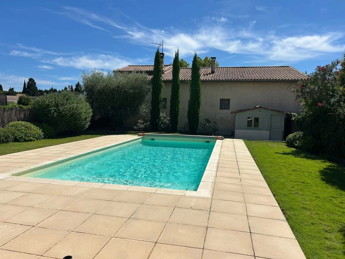Casa en Fontvieille, Provenza-Alpes-Costa Azul, Francia 3 - 18730955