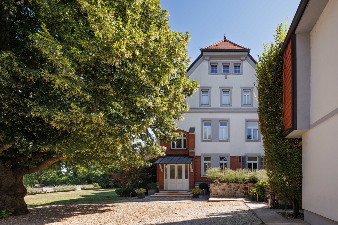 House in Klosterneuburg, Lower Austria, Austria 1 - 18731229