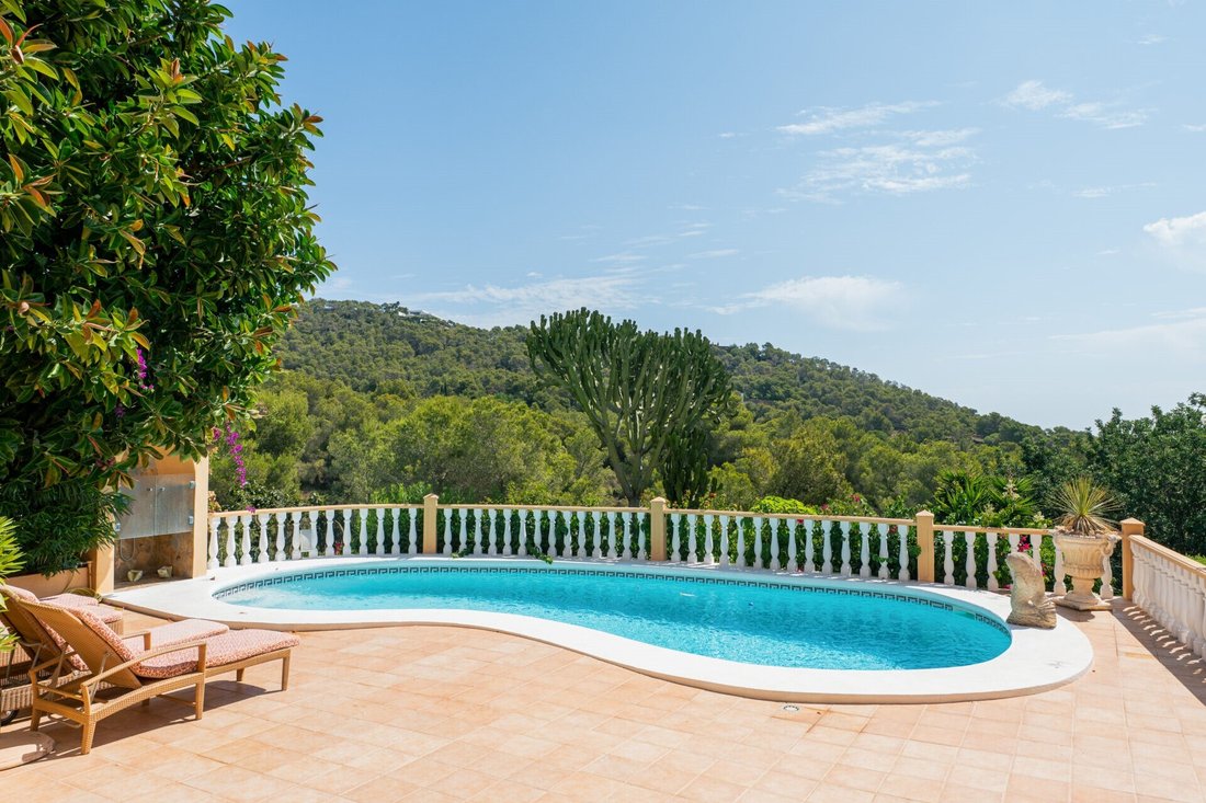 Villa in Cap Martinet, Santa Eularia des Riu, Balearic Islands 4 - 18731114
